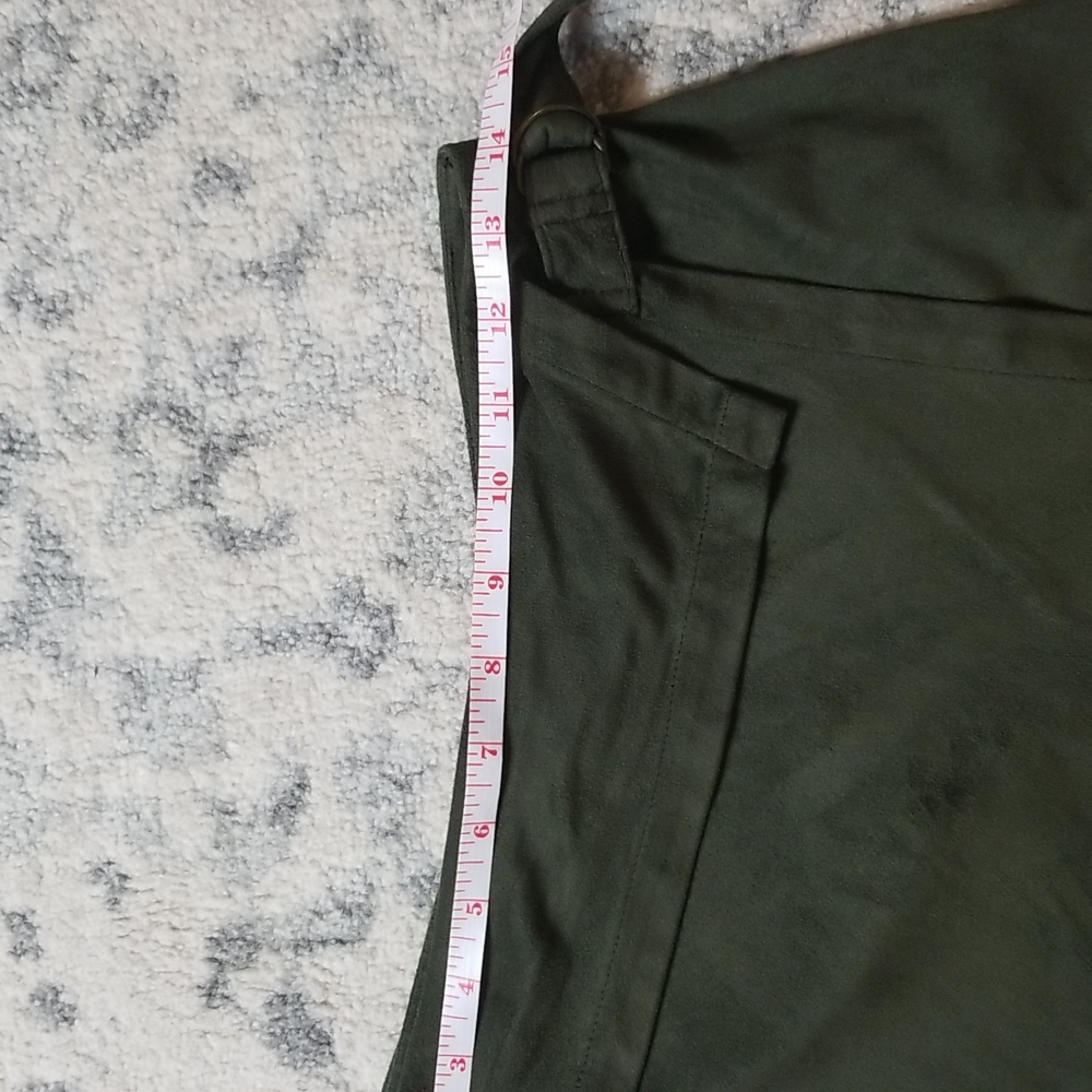 Fall Velvet Shorts - Picture 6 of 8